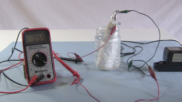 Forming aluminum oxide on positive plate of the spiral homemade electrolytic capacitor.