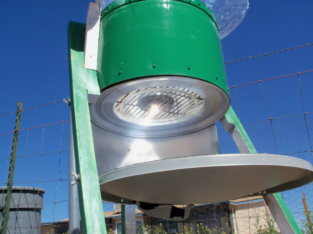 Art's hybrid solar oven